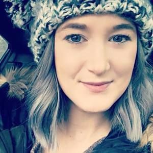 Meet your Posher, Lacey